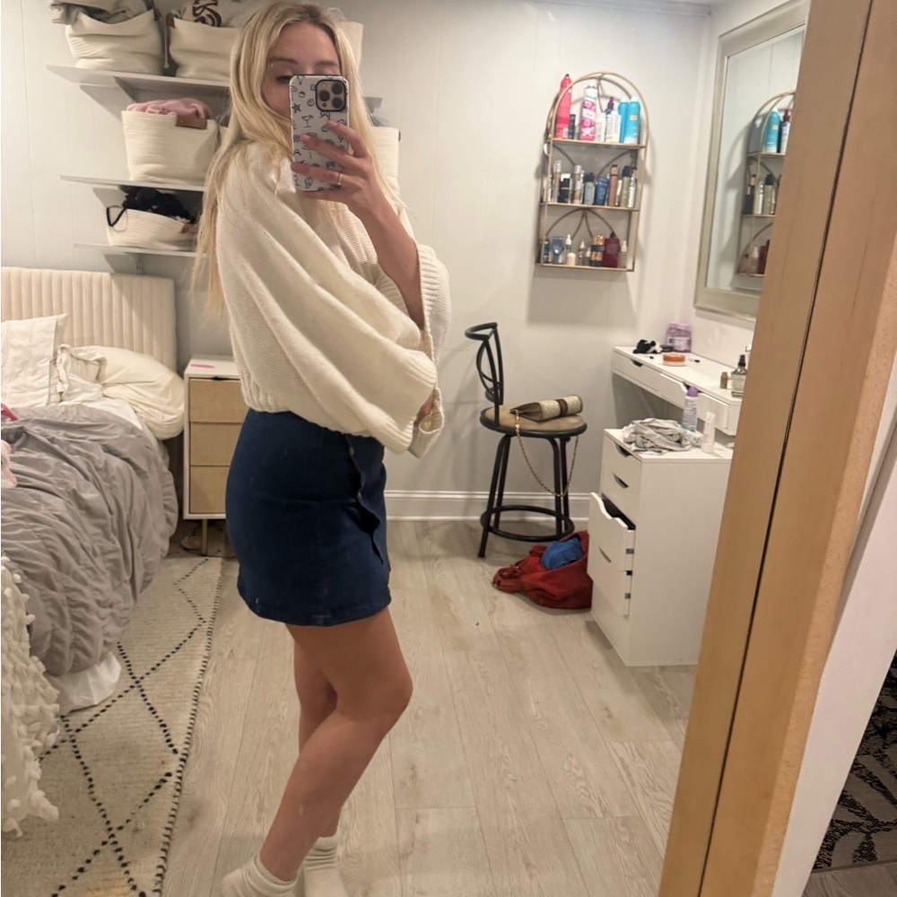 FREE PEOPLE skirt 6-8 - Picture 3 of 10